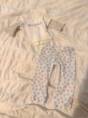 American Girl Doll Snuggly snow PJs no shoes